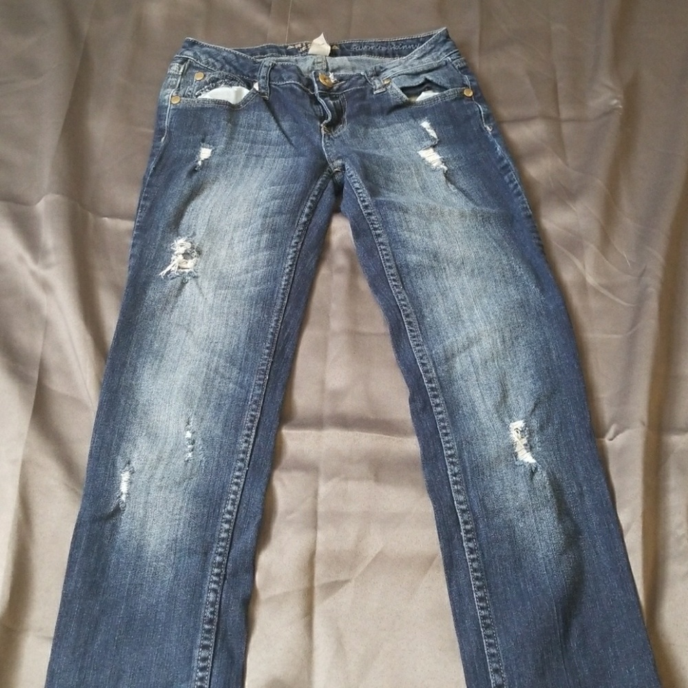 Cute distressed skinny jeans